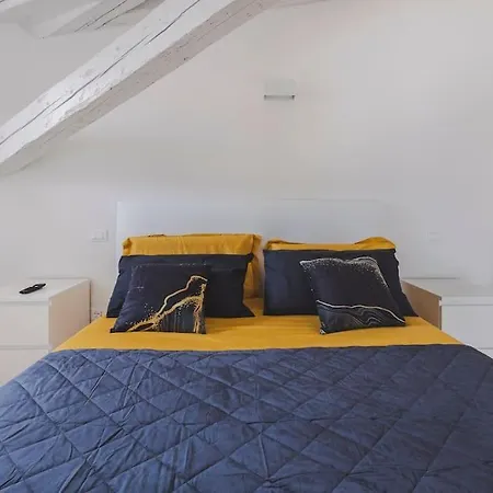 Chic Escape Raffinato Apt. Moderno Con Terrazzo Apartmán Terst